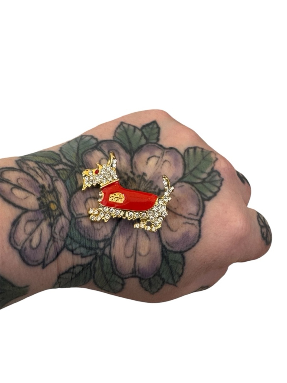 Brooch - Scottie Dog. Gold Tone with Red Enamel and Clear Rhinestones. Like New! - Picture 10 of 11